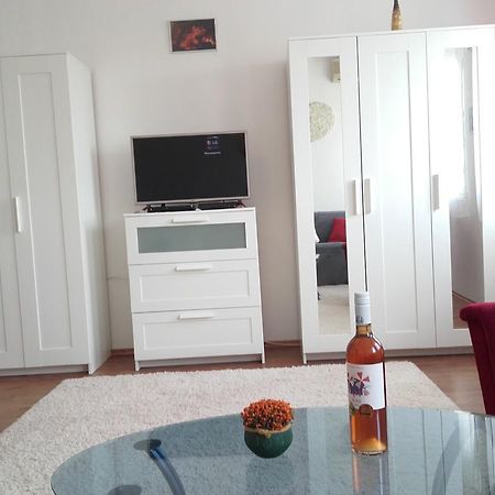 Eger Apartman Exteriör bild