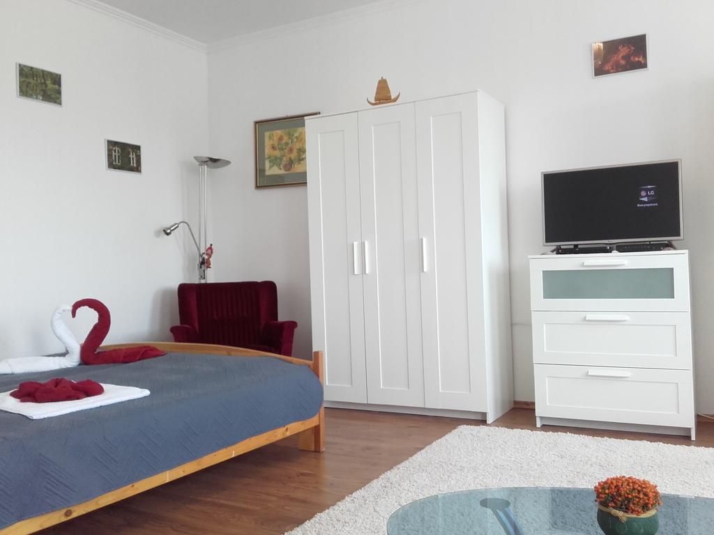 Eger Apartman Exteriör bild
